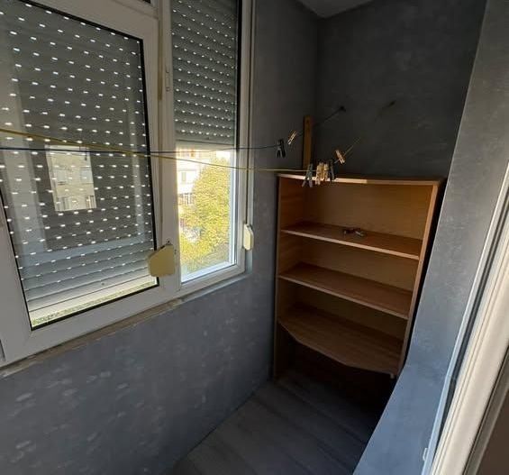 Inchiriez apartament in Micro 19, 2 camere semidecomandat - Poză 5