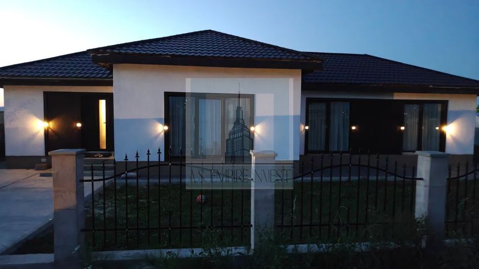 Casă de vânzare, 4 camere, 530 mp teren - zona Bod / Sânpetru - Poză 1