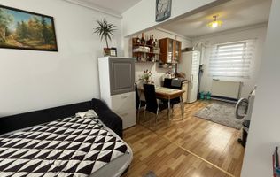 CASA DOTATA CU CENTRALA PROPRIE | CURTE | 5 ARI