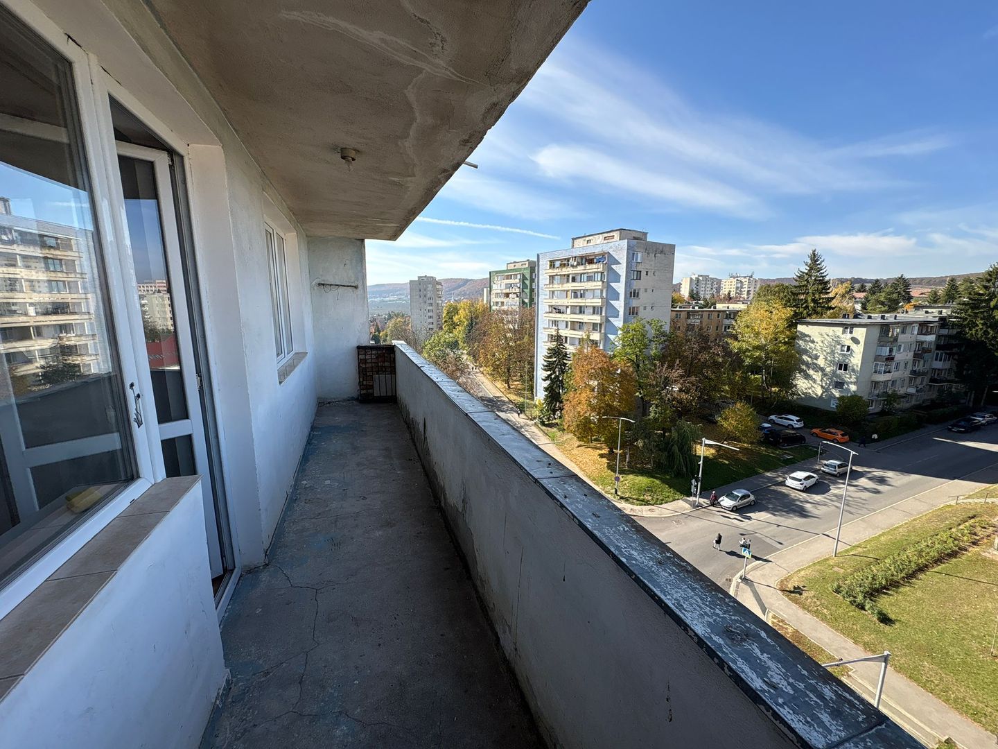 Apartament 2 camere 49 M² + balcon 10 M² cu priveliste Simeria - Poză 10