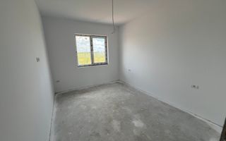 Duplex 4 camere cu etaj | 2 bai | Giroc - Poză 10