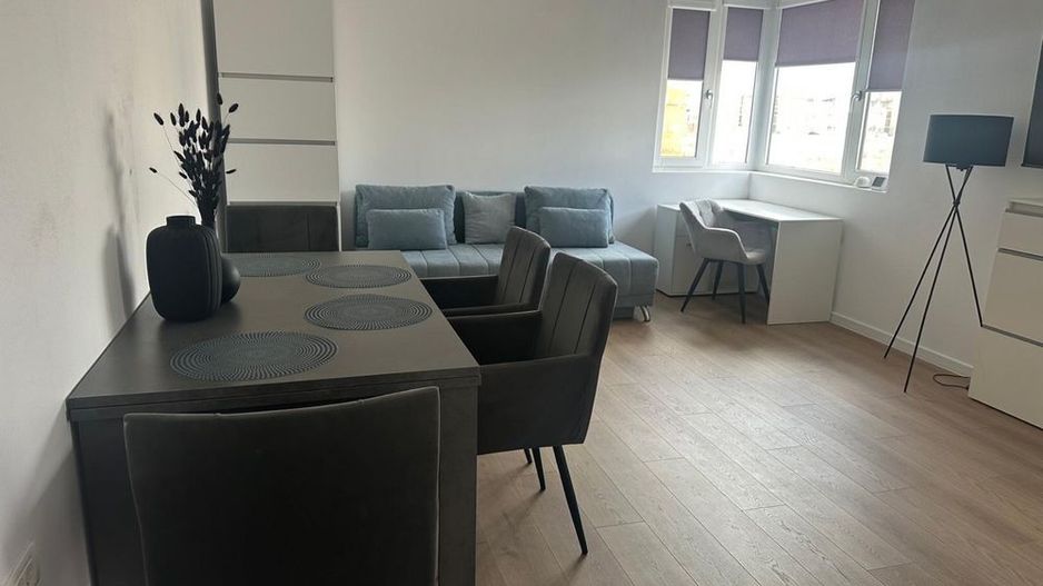 Giroc-Neptun | 2 Camere | Decomandat | Mobilat si Utilat | 2 Locuri parcare - Poză 3