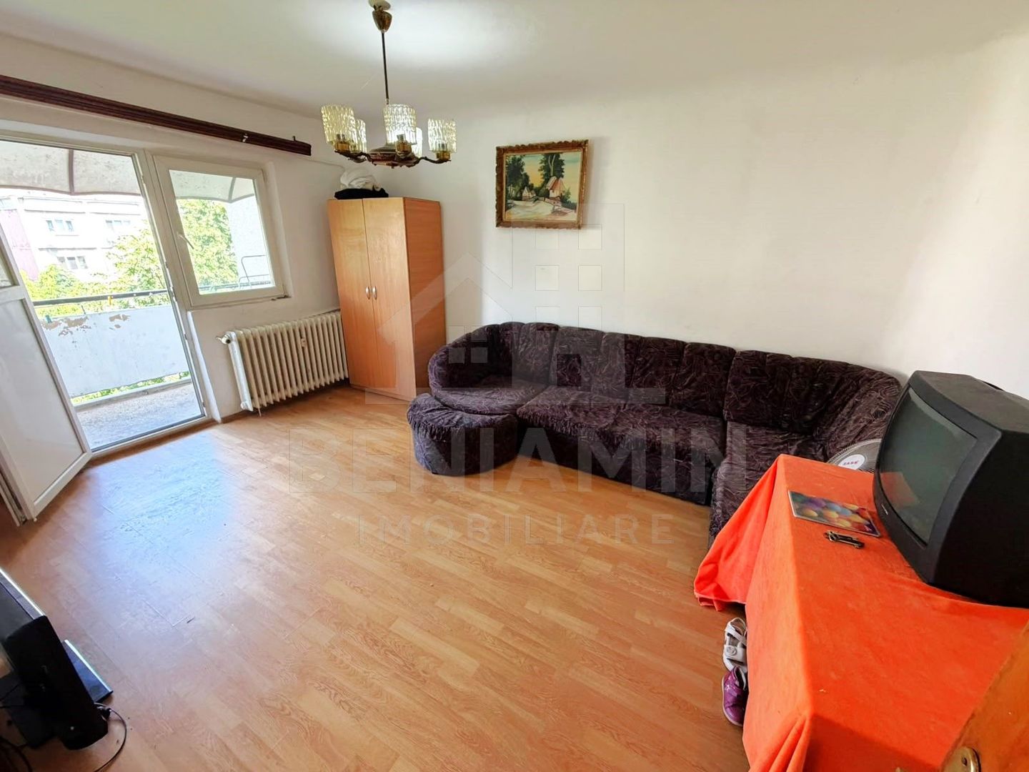 Apartament 4 camere decomandat - Spitalul Judetean - 80mp -1983 - Poză 1