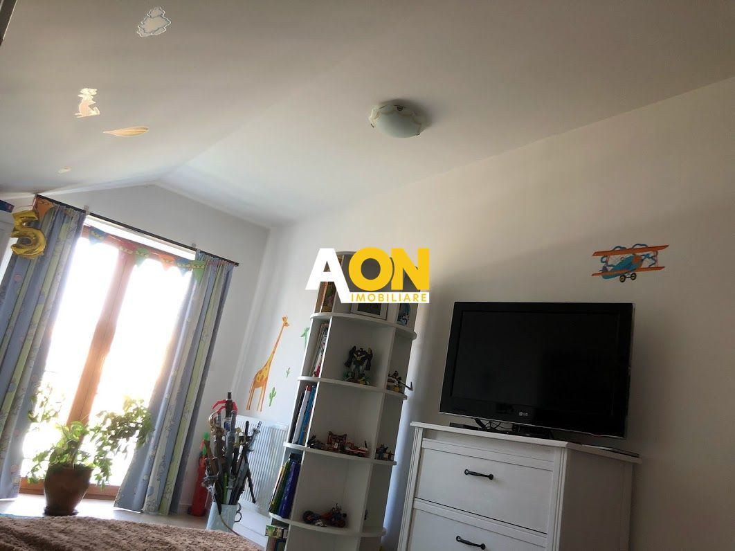 1/2 Duplex cu garaj, 4 camere, mobilat si utilat, Alba -Micesti - Poză 11
