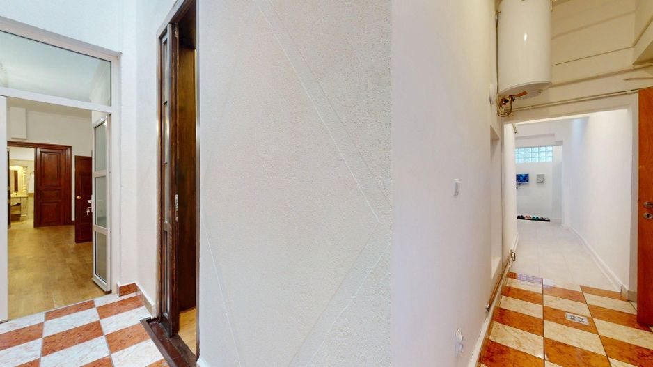 Casă cu șarm istoric lângă Cișmigiu – 6 camere, atrium natural, cramă - Poză 38