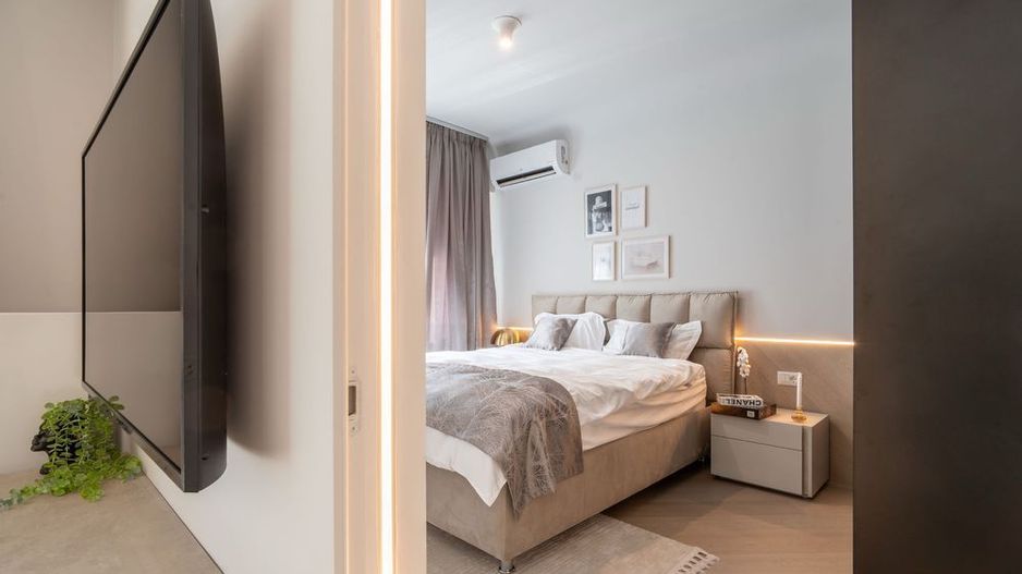 Inchiriere apartament 2 camere lux || Cortina North  || Parcare  || Video - Poză 8