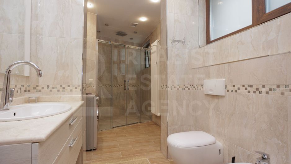 Chirie, Casa, 6 camere, Râscani - Poză 18