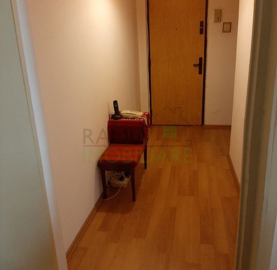 Apartament luminos cu 2 camere, balcon și centrală proprie – Astra - Poză 4