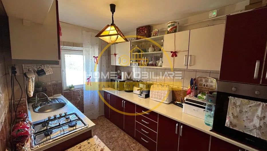 Apartament 3 camere, decomandat, etaj intermediar 65MP! // Pacurari - Alha Bank! - Poză 3