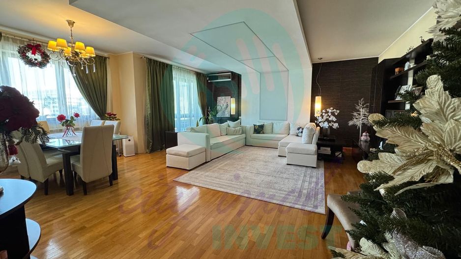 Apartament 4 camere cu garaj - Poză 1