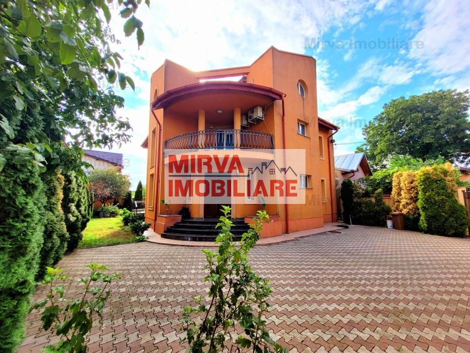 🏡Vilă spațioasă cu 6 camere și curte 🌳 – Închiriere, Zona Republicii - Poză 1