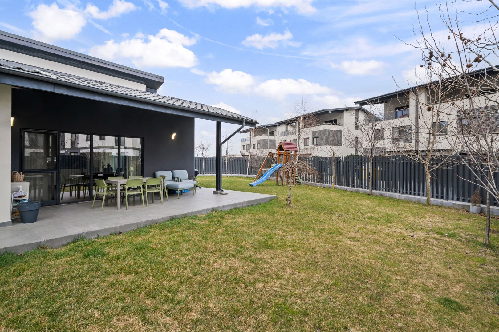 Vila pe parter cu 5 camere  | 655 mp teren | dotata cu panouri solare - Poză 6