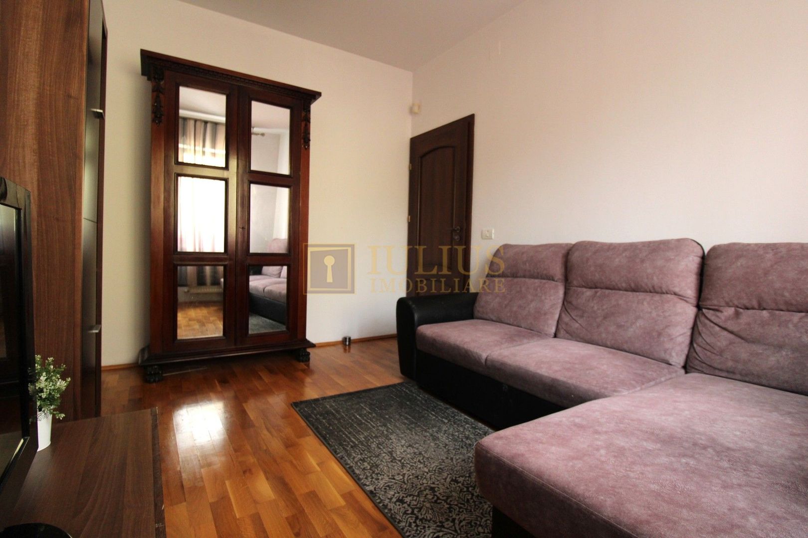 Duplex spațios – Dumbrăvița, cu garaj, bucatarie inchisa - Poză 10