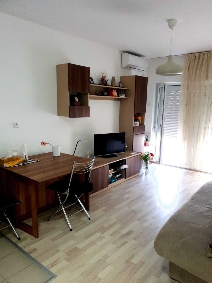 Apartament 2 camere modern, bloc nou, centrala proprie, Ozana - Poză 3