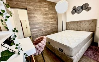 Penthouse modern de inchiririere cu 3 camere, terasă 80 mp zona Coresi - Poză 8