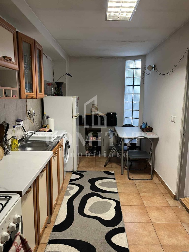 Apartament la curte | Zona Andrei Mureșanu - Poză 5