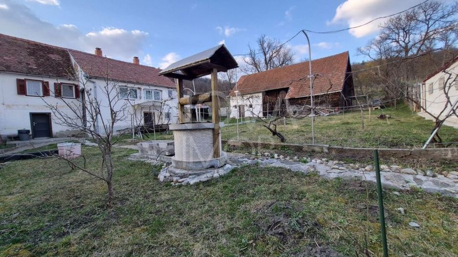 Casa individuala cu teren generos – 8.356 mp – Tichindeal, jud. Sibiu - Poză 16