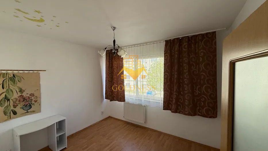3 camere, 65 mp, cart. Dambul Rotund str. Lombului Zona Calea Baciului - Poză 3