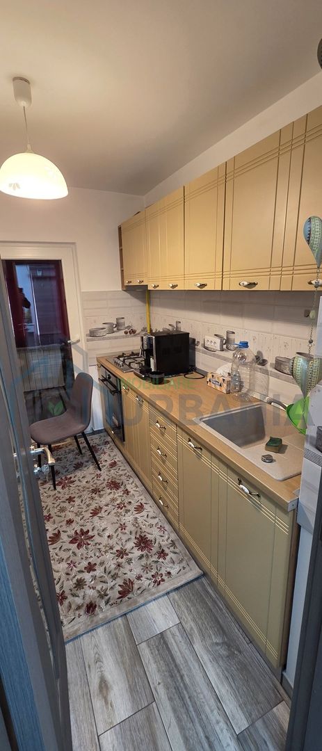 Inchiriez apartament doua camere decomandate cartier Alexandru Cel Bun - Poză 4