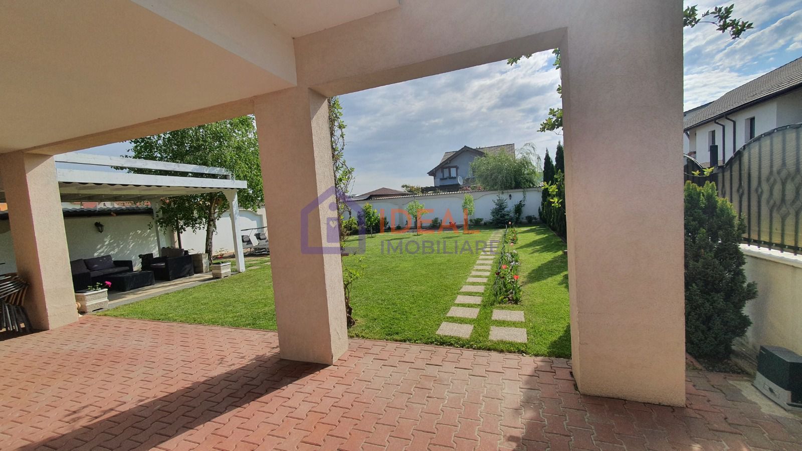 Vila Individuala cu 8 camere si gradina, in Selimbar - Poză 12