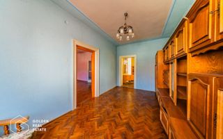 Casa individula cu 5 camere, zona central - Poză 8