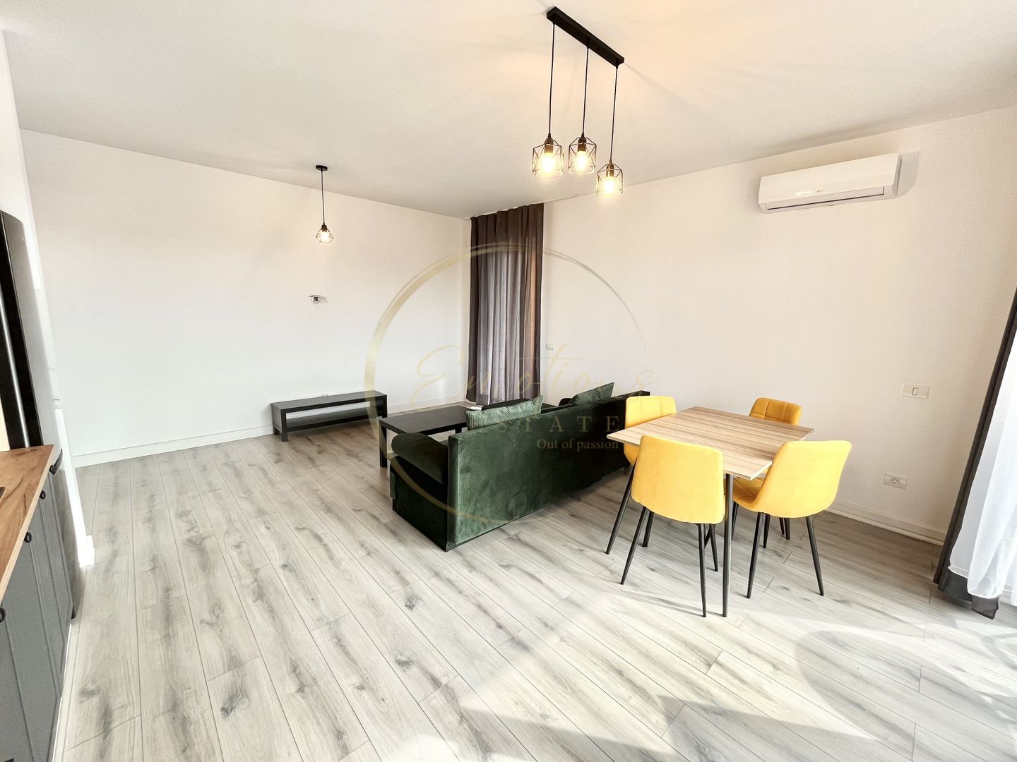 SUPER PREȚ | Apartament cu 2 camere -  Giroc - zona Planetelor - FOARTE SPAȚIOS - Poză 2