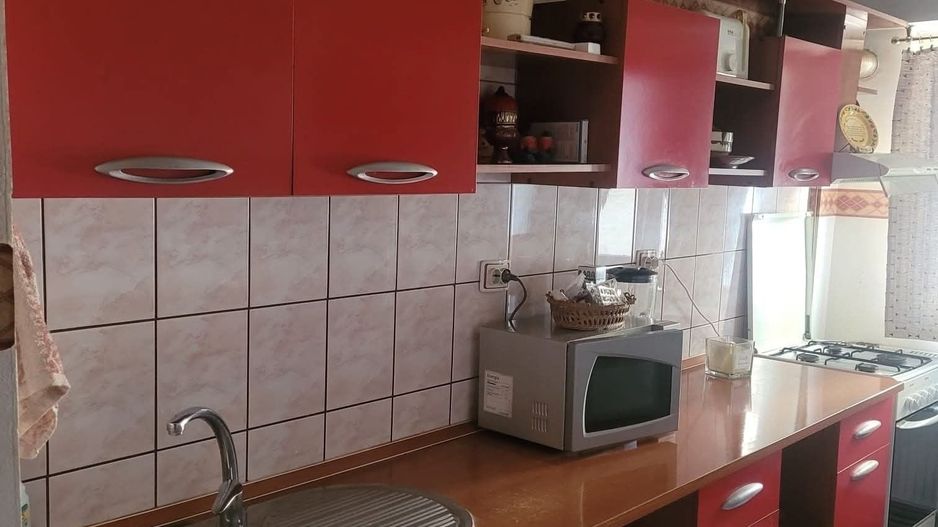 De vânzare – Apartament 3 camere | Renovat/ Focșani/VN, Zonă centrală - Poză 1