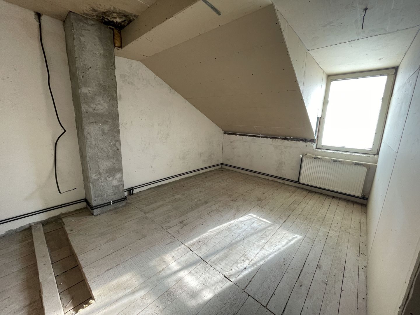 Casă semifinisată în Poienița - Poză 14