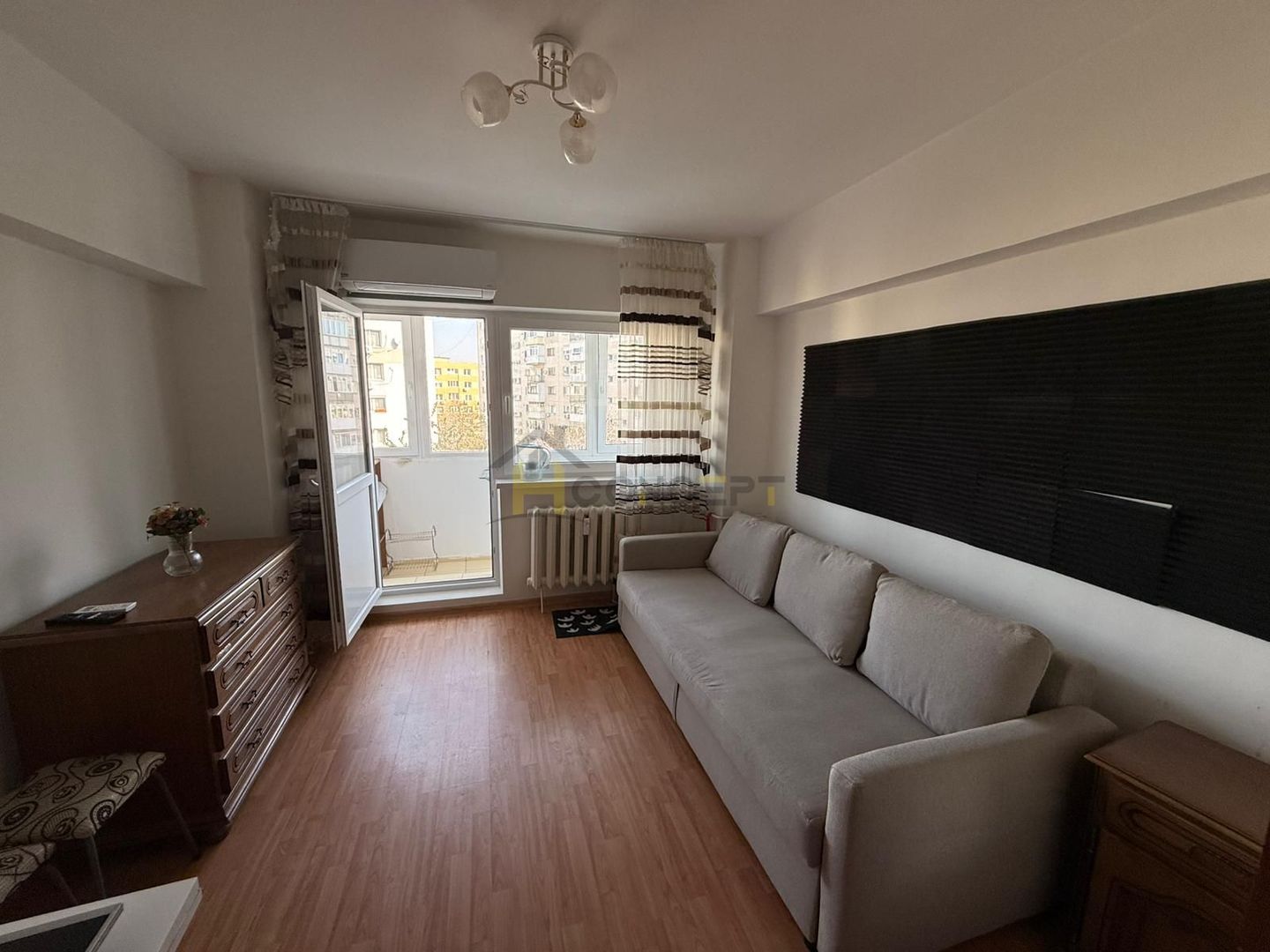 Inchiriere Apartament 2 camere langa metrou Crangasi - Poză 5