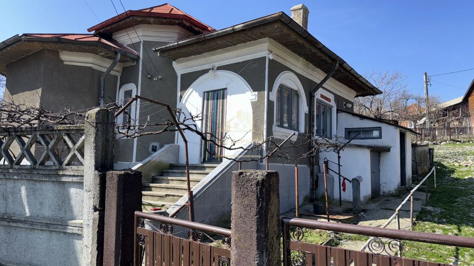 CASA 3 CAMERE+ANEXA 2 CAMERE GARAJ TEREN 2430MP BEREVOIESTI ARGES - Poză 2