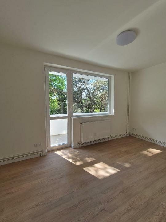 Apartament renovat, balcon mare, zonă verde liniștită, Iulius Mall. - Poză 5