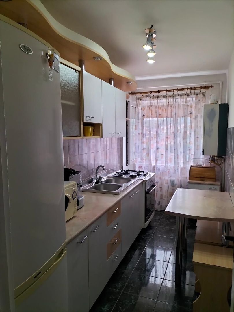 Inchiriere apartamant Zona Cetate - Poză 5