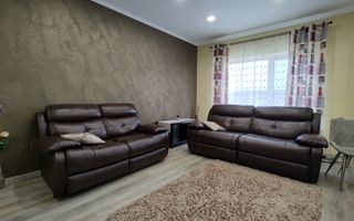 Apartament 3 camere, 80mp, mobilat, 2 balcoane, parcare, zona Terra - Poză 3