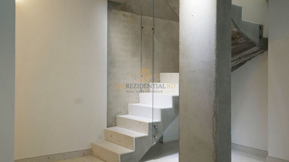 Duplex  Dorobanti P+1, 154 mp + curte 50 mp, 2 locuri de parcare. - Poză 6