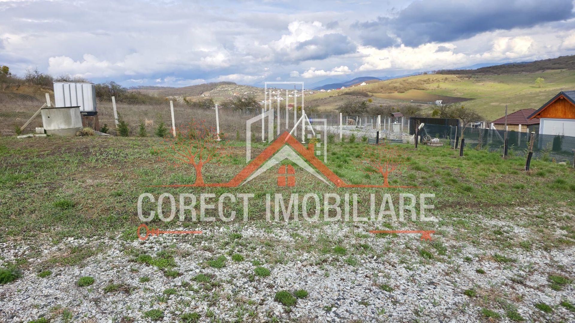 TEREN DE VÂNZARE la 5 minute de oraș! - Poză 9