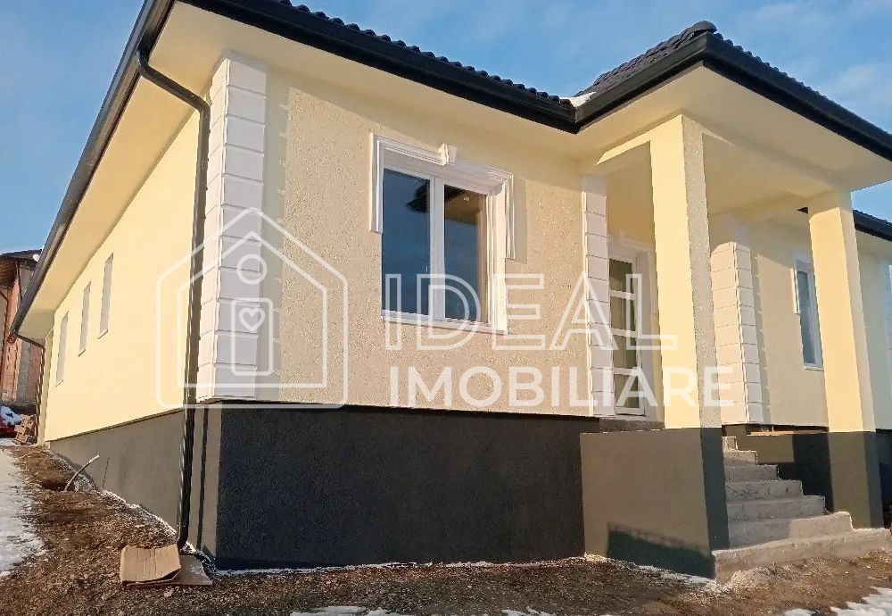 Casa Individuala cu 4 camere cu 500 mp de curte, in Cisnadie - Poză 1