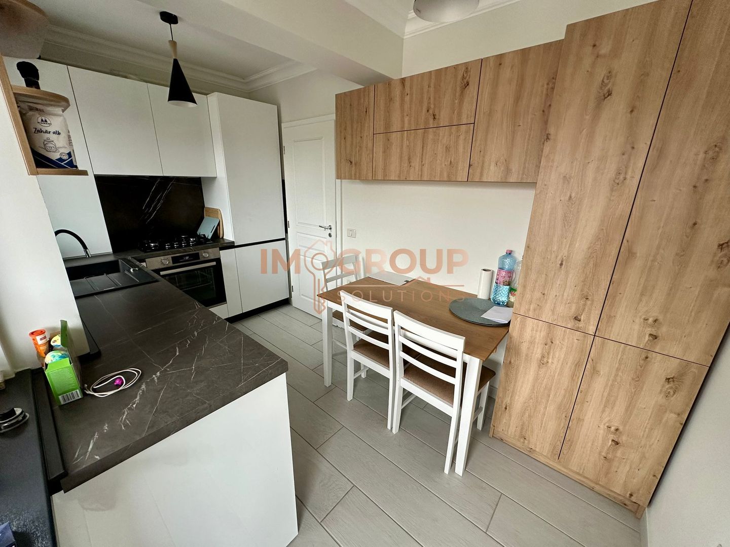 Cug - 2 Camere Decomanat+ Loc De Parcare  - Etaj 1 -Bloc 2022 - Poză 6