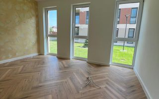 Apartament cu 2 camere de vânzare, semifinisat, în bloc nou, Unirii - Poză 7