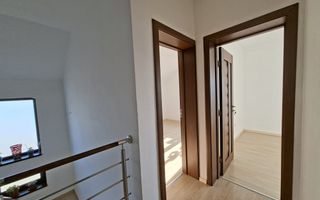 Casa intabulata 5 camere 2 bai si curte generoasa in Bavaria Park - Poză 12