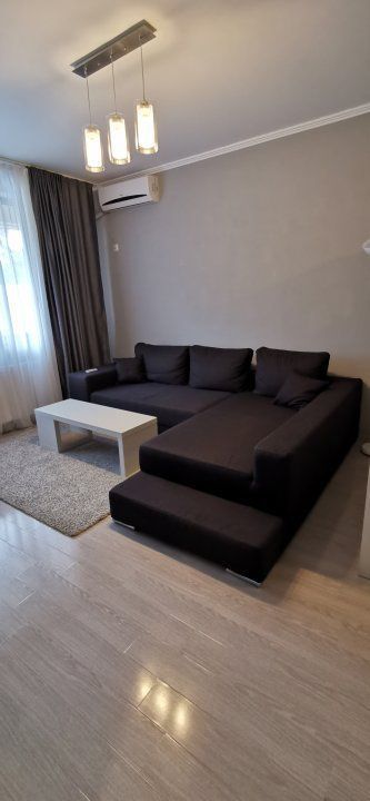 AP. 2 CAMERE 1 MAI, CURTE 21 MP, BLOC NOU, METROU 5 MINUTE, PARCARE - Poză 1