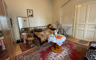 Vând apartament 2 camere la casa cu curte in centru Clujului! Parcare! - Poză 3