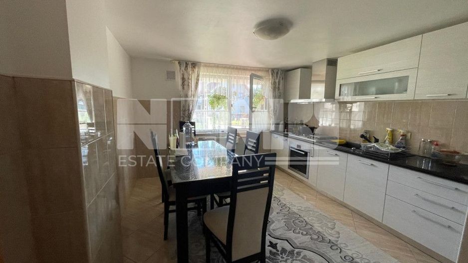 Casă cu etaj |teren generos| garaj dublu și seră | Oportunitate unică! - Poză 11