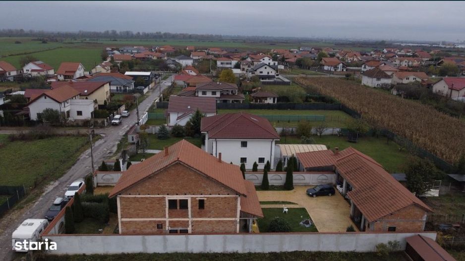 Casa de vanzare P+1, 4 Garaje, Vetis - Poză 2