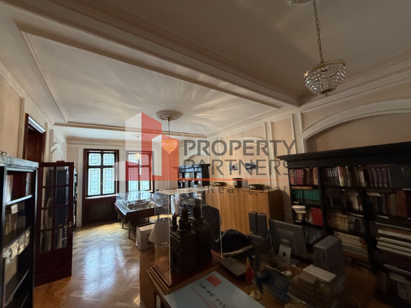 Birouri de inchiriat  200 mp în Palatul Ghica. - Poză 8