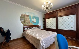 Casă în Buiucani, de vânzare, cu suprafața de 338m2. Pe teren de 14 ari. - Poză 16
