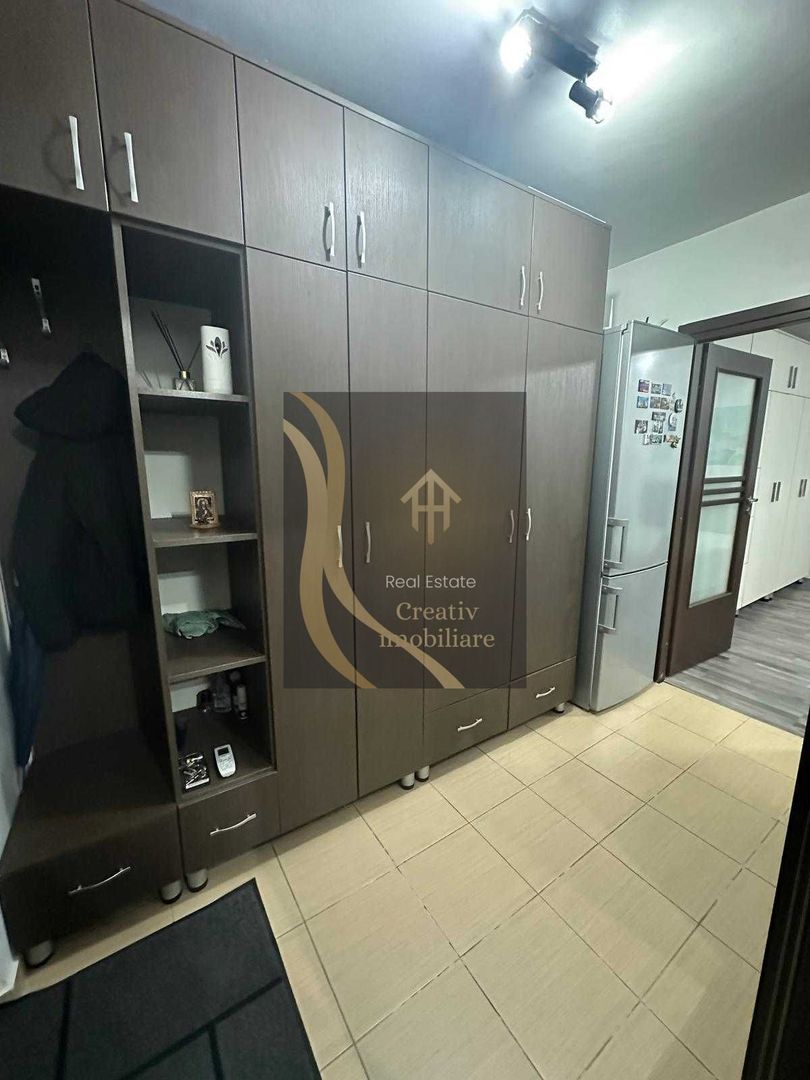 Garsoniera spatiosa 36 mp, metrou Pacii 5 minute - Poză 7