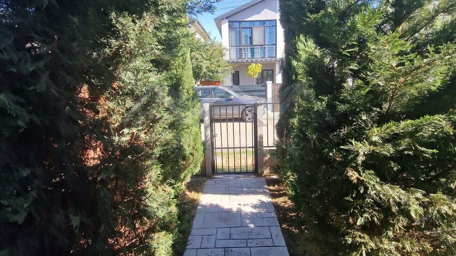 Casă P+1+pod mansardat nemobilată Otopeni - Tunari - Poză 11