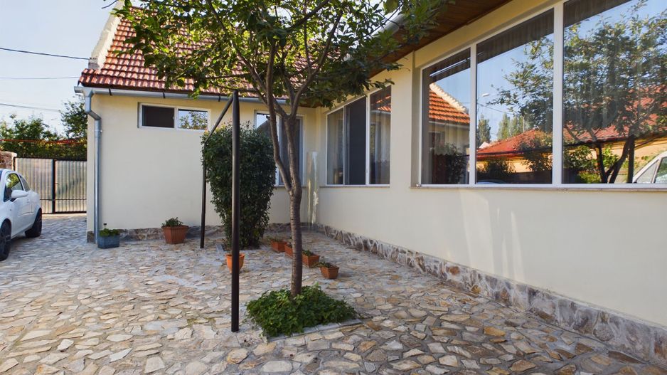 Casă cu 4 camere în zona  Aradul Nou - Poză 4