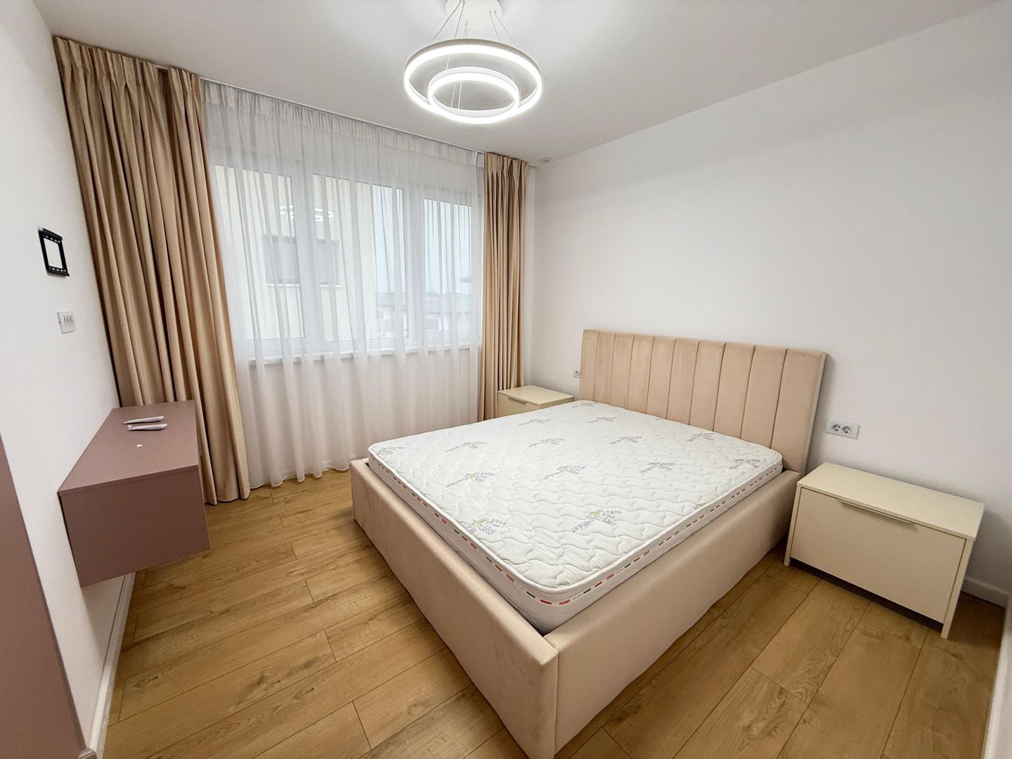 Vila Indivduala Aerocity Tunari - Poză 11