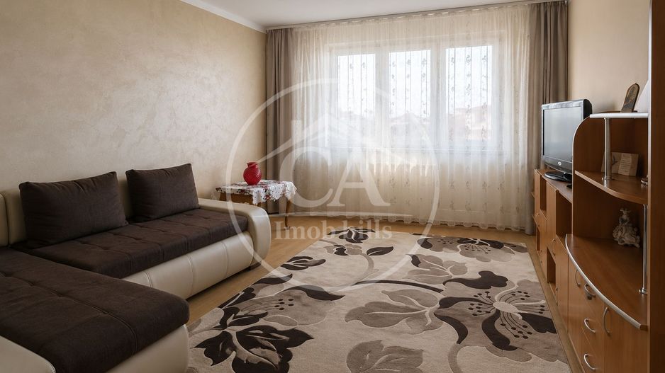 Apartament cu 3 camere de vânzare în zona Rogerius, Oradea - Poză 5